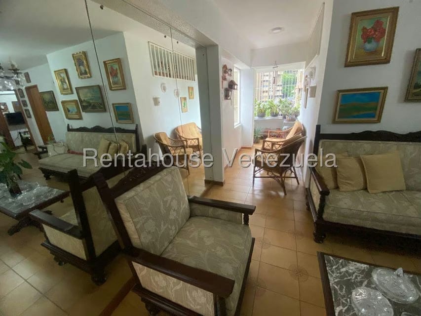 Apartamento (Duplex) en Venta en Santa Monica, Distrito Metropolitano - 5
