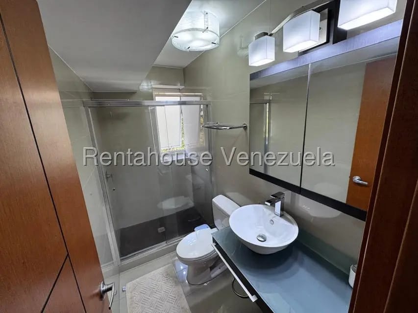 Apartamento (1 Nivel) en Venta en La Tahona, Distrito Metropolitano - 11