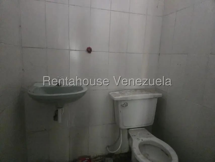 Comercial (Local Comercial) en Alquiler en Centro, Lara - 13