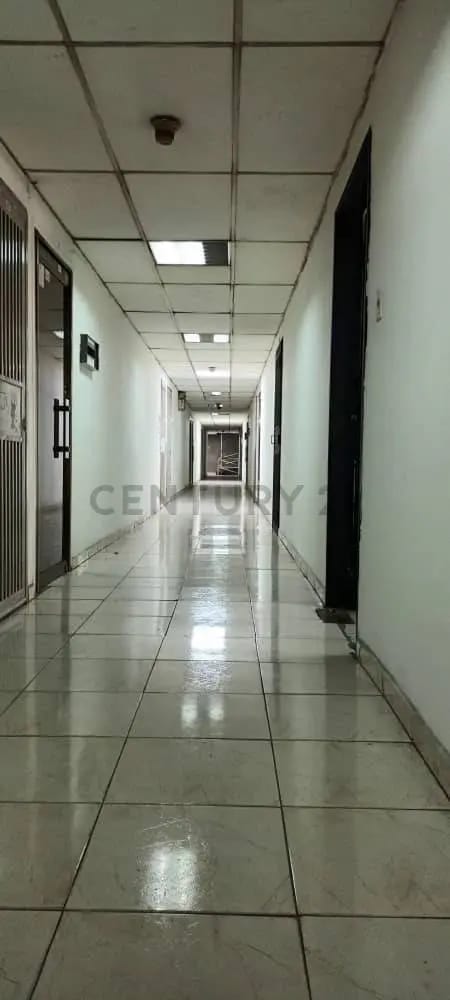 Oficina en Venta en CC Palo Verde Plaza de 53 m2 - 3