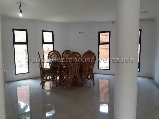 Casa (Multipes Niveles) en Venta en El Castillejo, Miranda - 5
