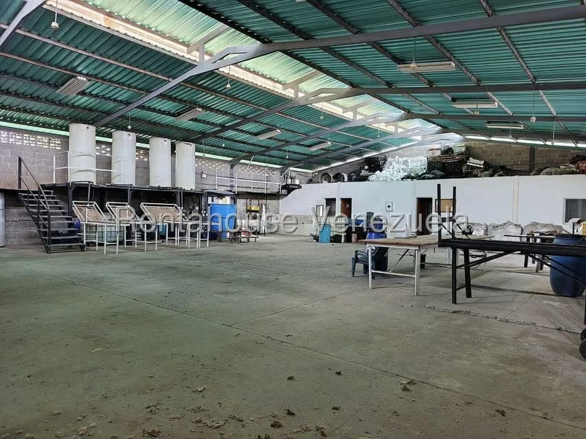 Comercial (Galpon - Deposito) en Venta en La Montanita, Lara - 13