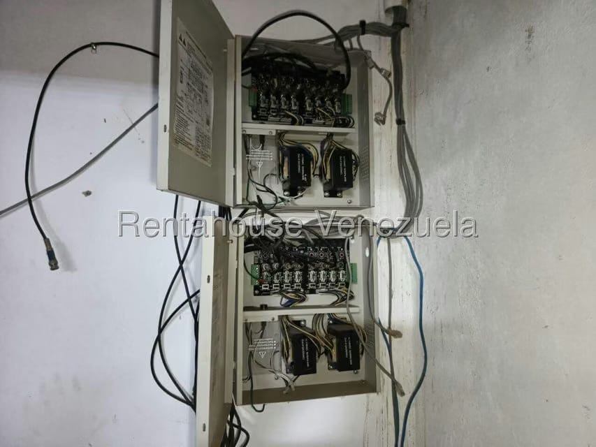 Comercial (Galpon - Deposito) en Venta en La Montanita, Lara - 18