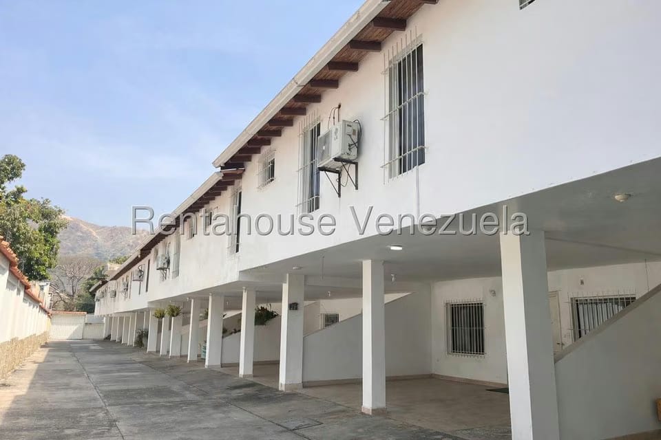 Townhouse (1 Nivel) en Venta en El Limon, Aragua - 2