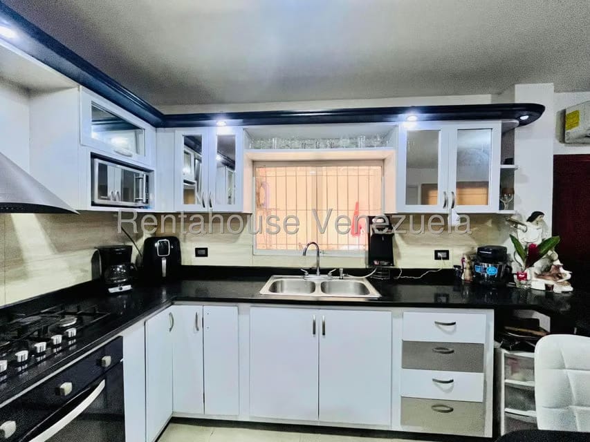 Townhouse (1 Nivel) en Venta en El Limon, Aragua - 12