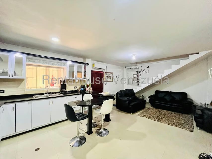 Townhouse (1 Nivel) en Venta en El Limon, Aragua - 14