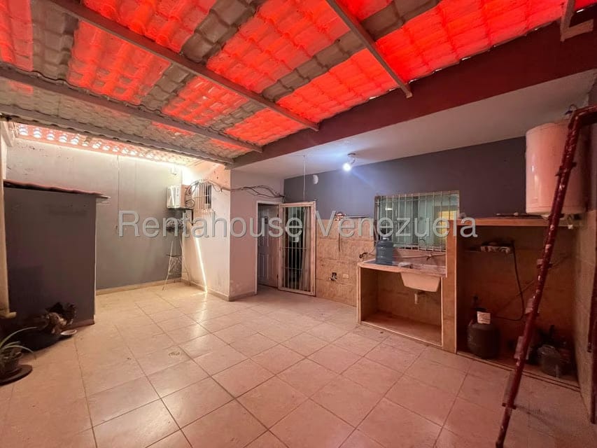 Townhouse (1 Nivel) en Venta en El Limon, Aragua - 33