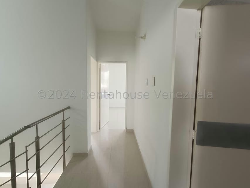 Casa (Duplex) en Venta en El Castaño (Zona Privada), Aragua - 20