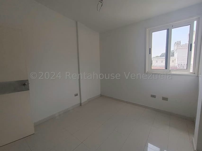 Casa (Duplex) en Venta en El Castaño (Zona Privada), Aragua - 27