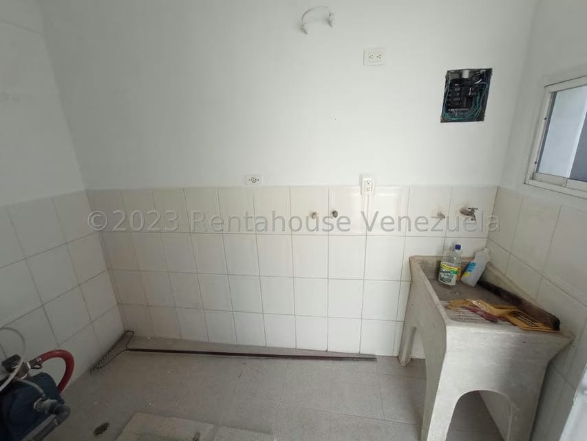 Casa (Duplex) en Venta en El Castaño (Zona Privada), Aragua - 39