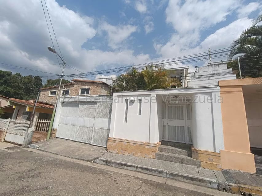 Casa (Duplex) en Venta en El Castaño (Zona Privada), Aragua - 46
