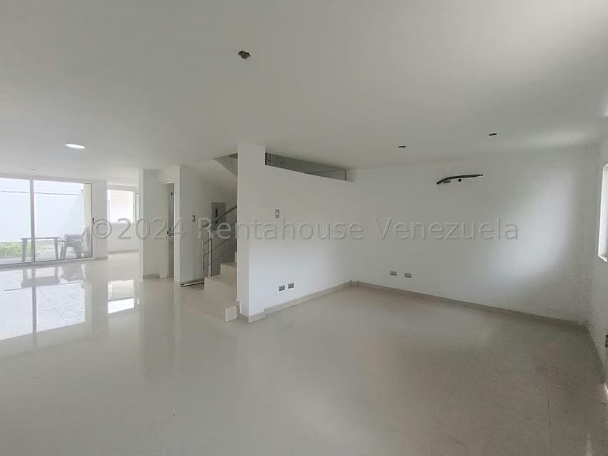 Casa (Duplex) en Venta en El Castaño (Zona Privada), Aragua - 7
