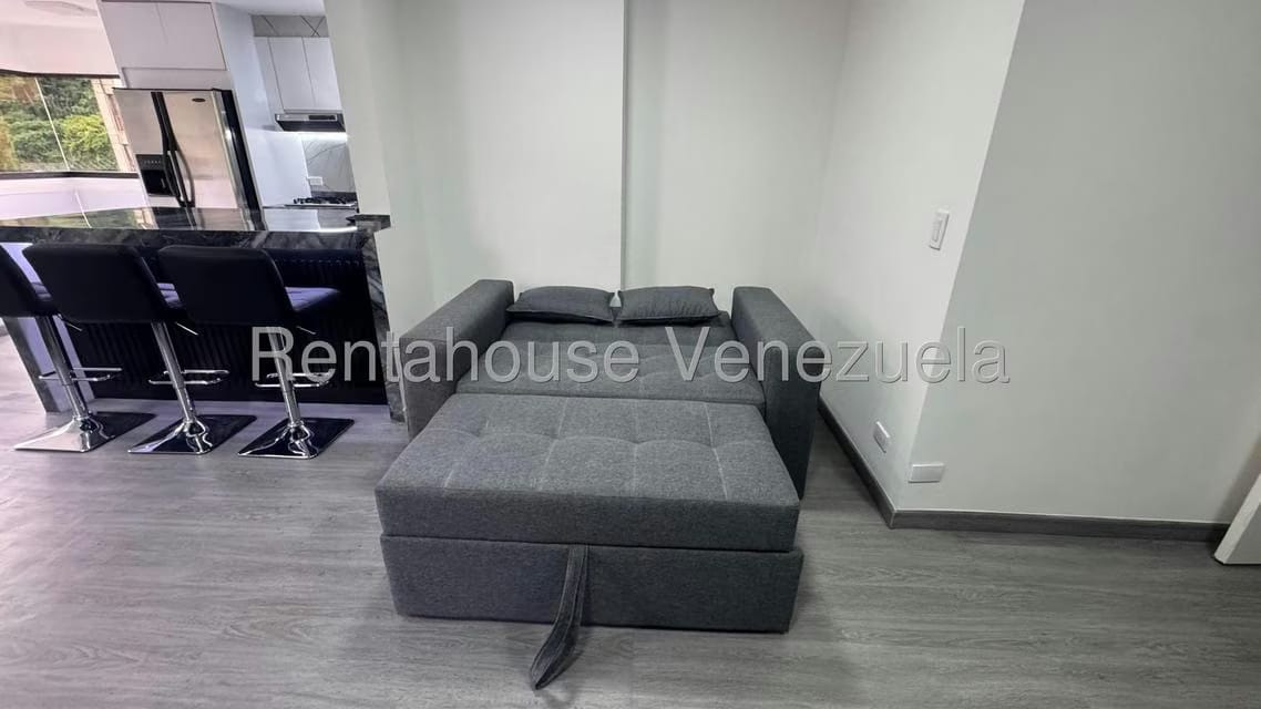 Apartamento (1 Nivel) en Alquiler en Colinas de Bello Monte, Distrito Metropolitano - 10