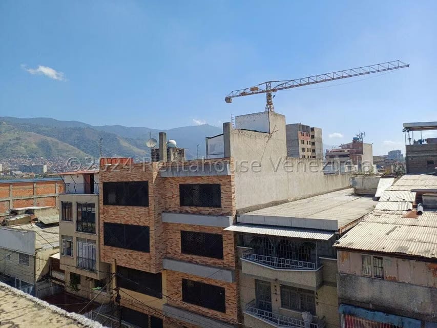 Comercial (Edificio) en Venta en Catia, Distrito Metropolitano - 15
