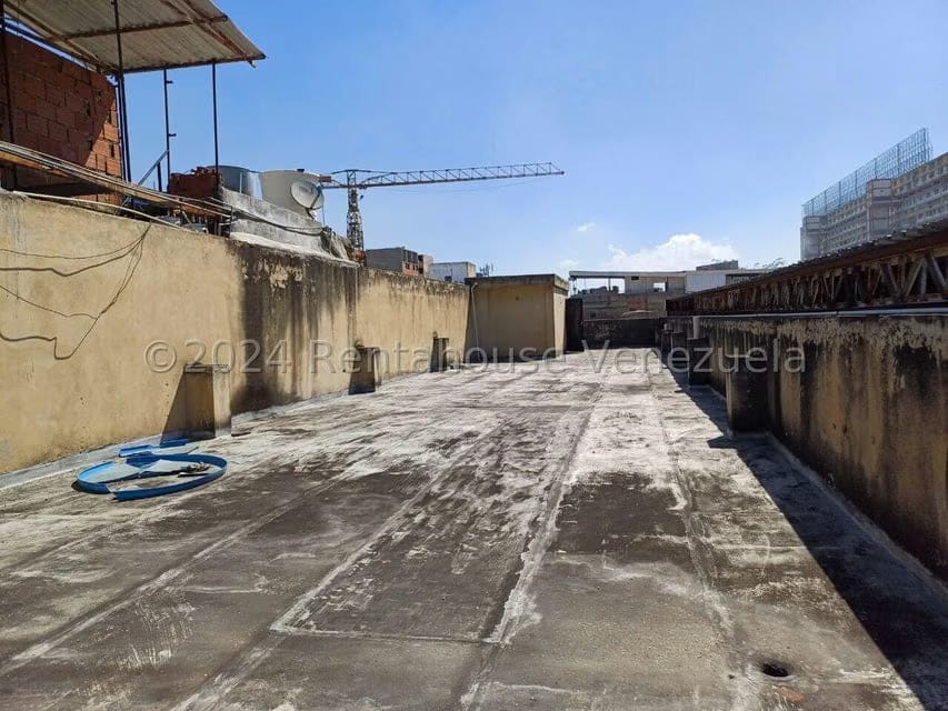 Comercial (Edificio) en Venta en Catia, Distrito Metropolitano - 3