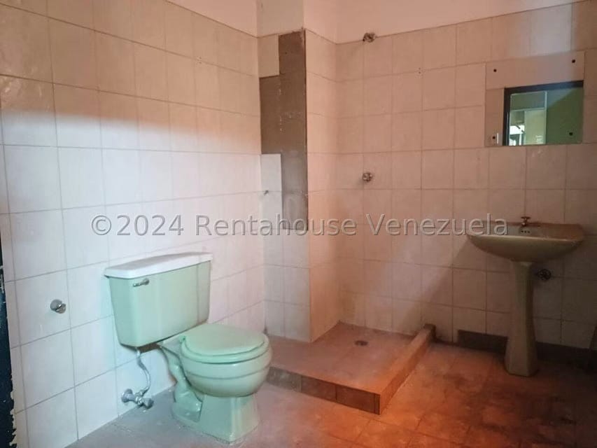 Comercial (Edificio) en Venta en Catia, Distrito Metropolitano - 6