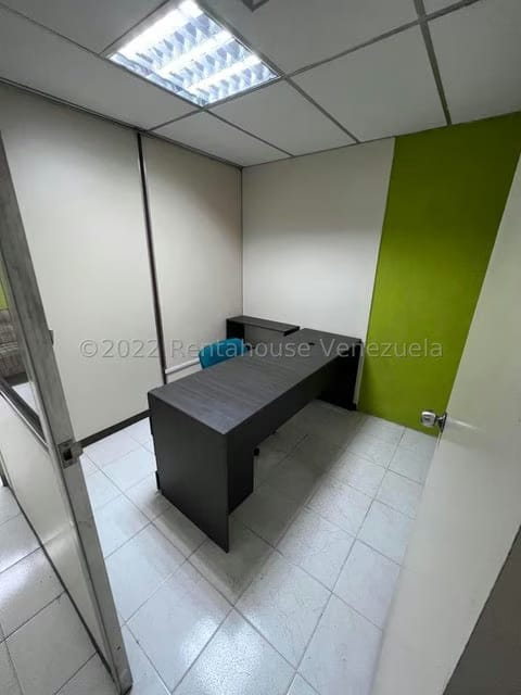 Comercial (Oficina) en Venta en La Urbina, Distrito Metropolitano - 3