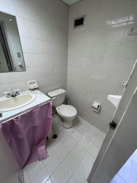 Comercial (Oficina) en Venta en La Urbina, Distrito Metropolitano - 8