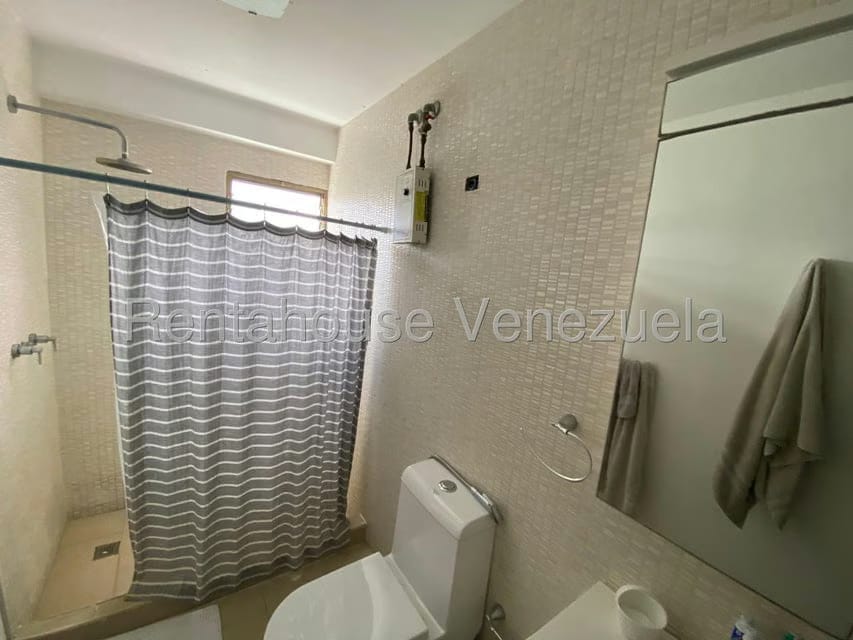 Apartamento (1 Nivel) en Venta en El Cafetal, Distrito Metropolitano - 23