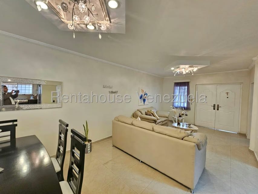 Casa (Duplex) en Venta en Bolivar, Aragua - 16
