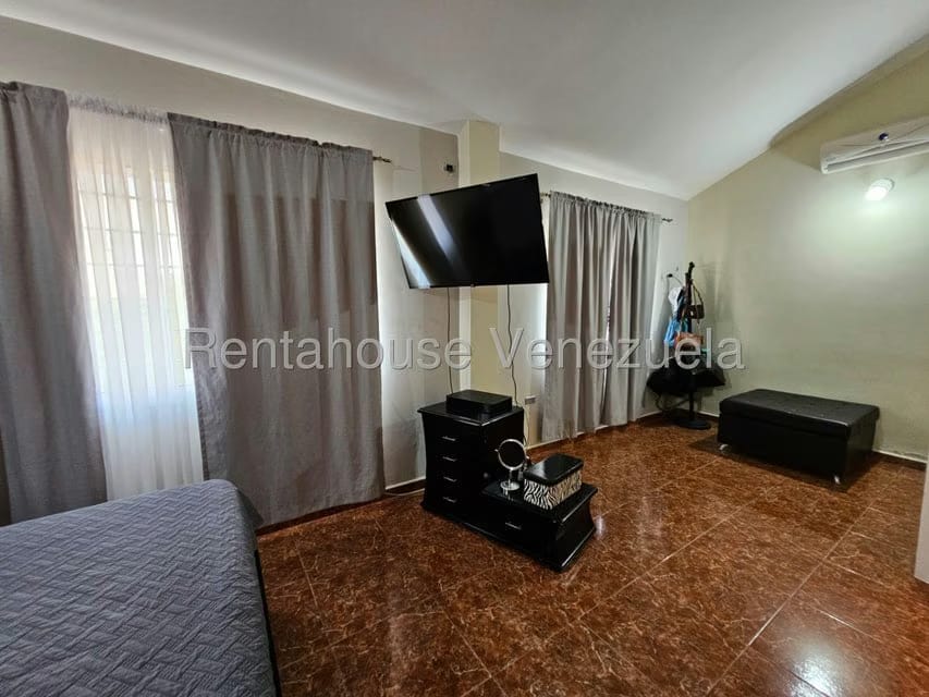 Casa (Duplex) en Venta en Bolivar, Aragua - 29