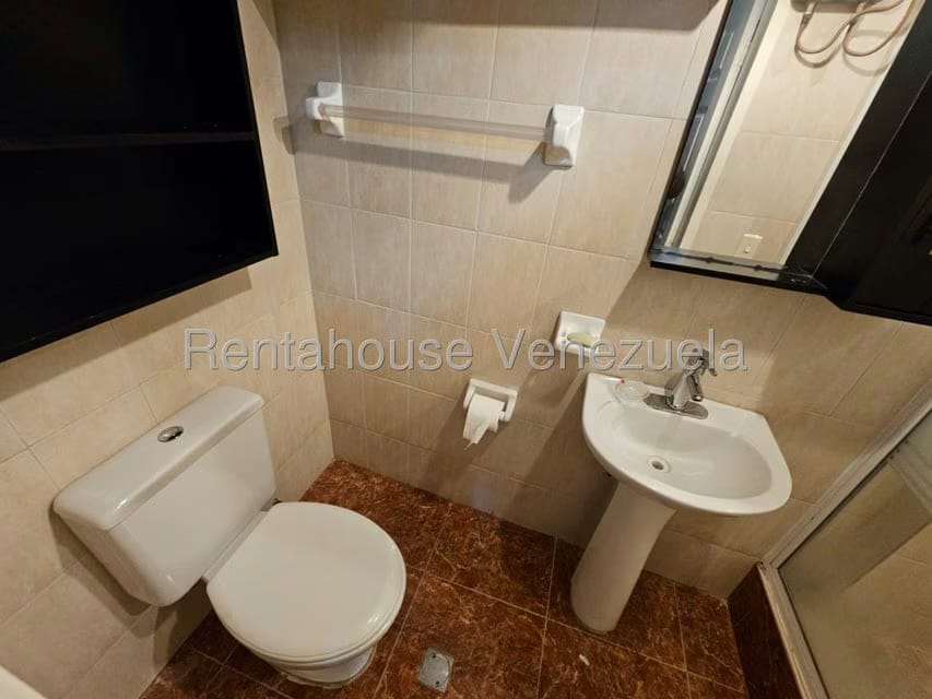 Casa (Duplex) en Venta en Bolivar, Aragua - 34