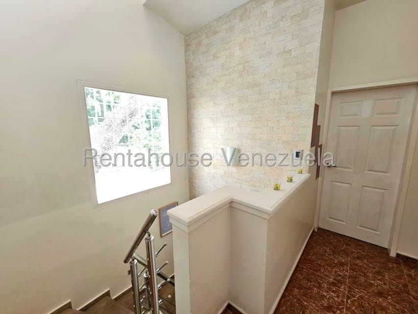 Casa (Duplex) en Venta en Bolivar, Aragua - 40