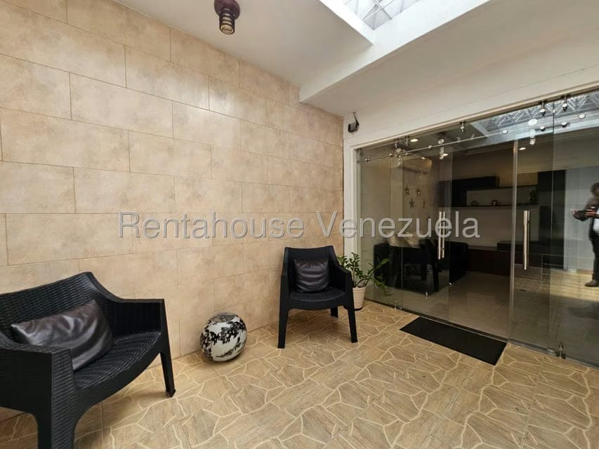 Casa (Duplex) en Venta en Bolivar, Aragua - 41