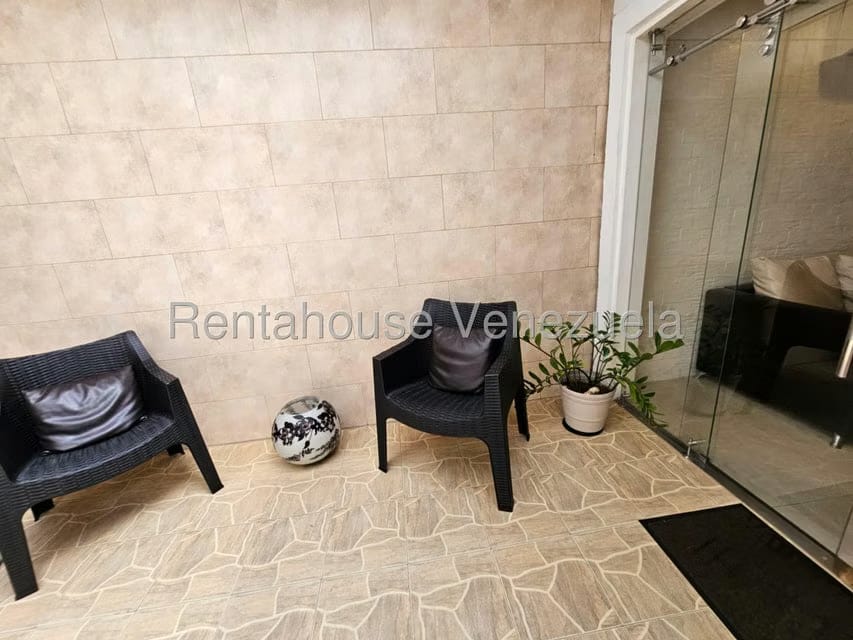 Casa (Duplex) en Venta en Bolivar, Aragua - 42