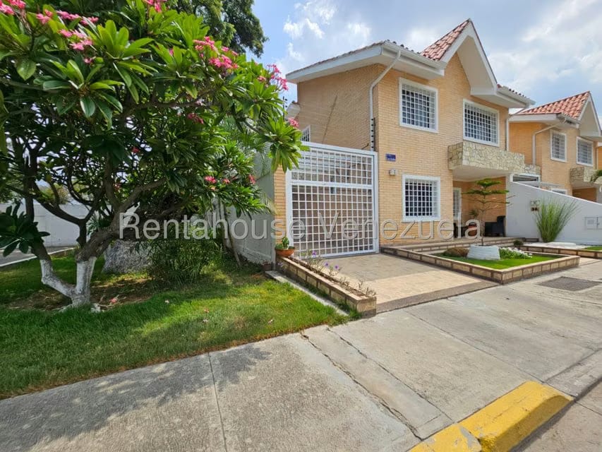 Casa (Duplex) en Venta en Bolivar, Aragua - 47