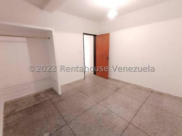 Comercial (Oficina) en Alquiler en La Cooperativa, Aragua - 12
