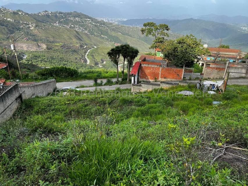 Terreno (Finca) en Venta en El Junquito, Distrito Metropolitano - 4