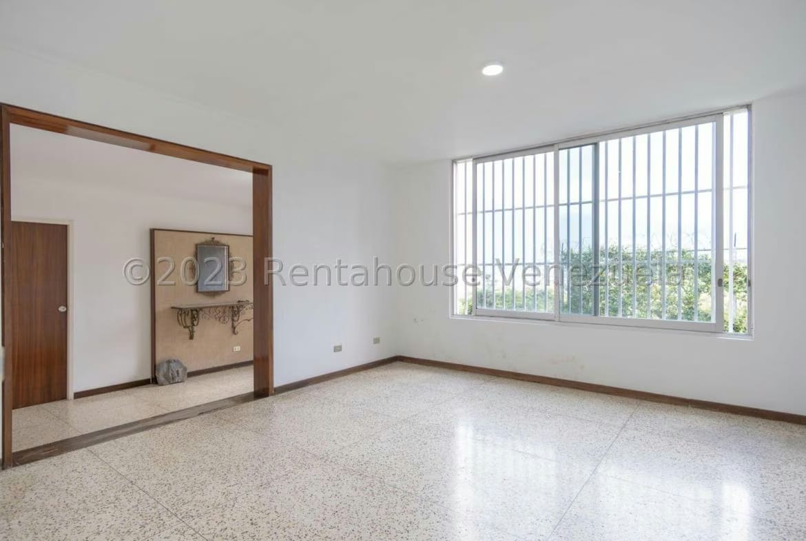 CASA EN VENTA-SELENE MARIN NOBREGA- MLS#23-25242 - 3