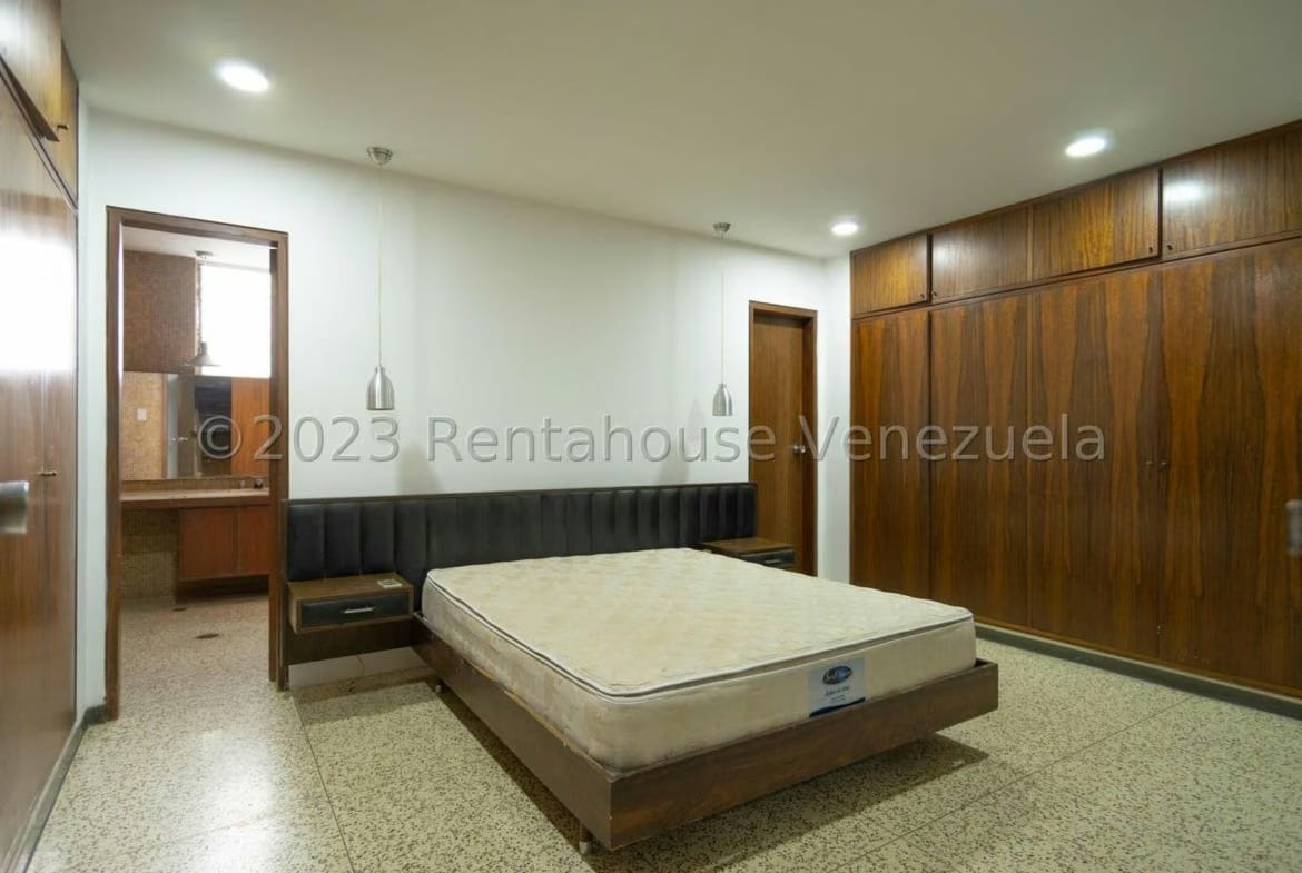 CASA EN VENTA-SELENE MARIN NOBREGA- MLS#23-25242 - 5