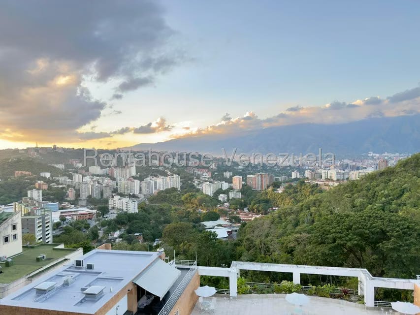 Apartamento (1 Nivel) en Venta en Los Samanes, Distrito Metropolitano - 11