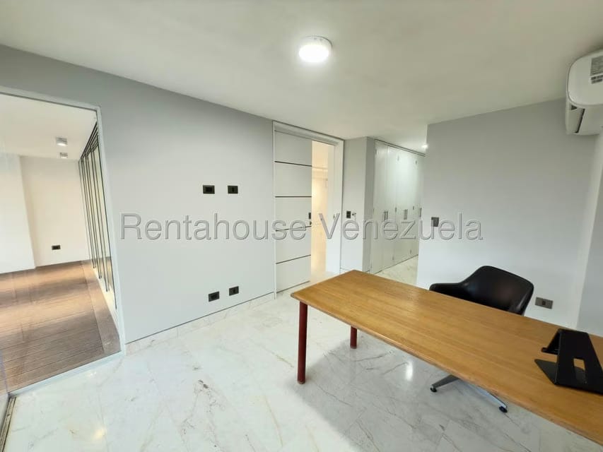 Apartamento (1 Nivel) en Venta en Los Samanes, Distrito Metropolitano - 13