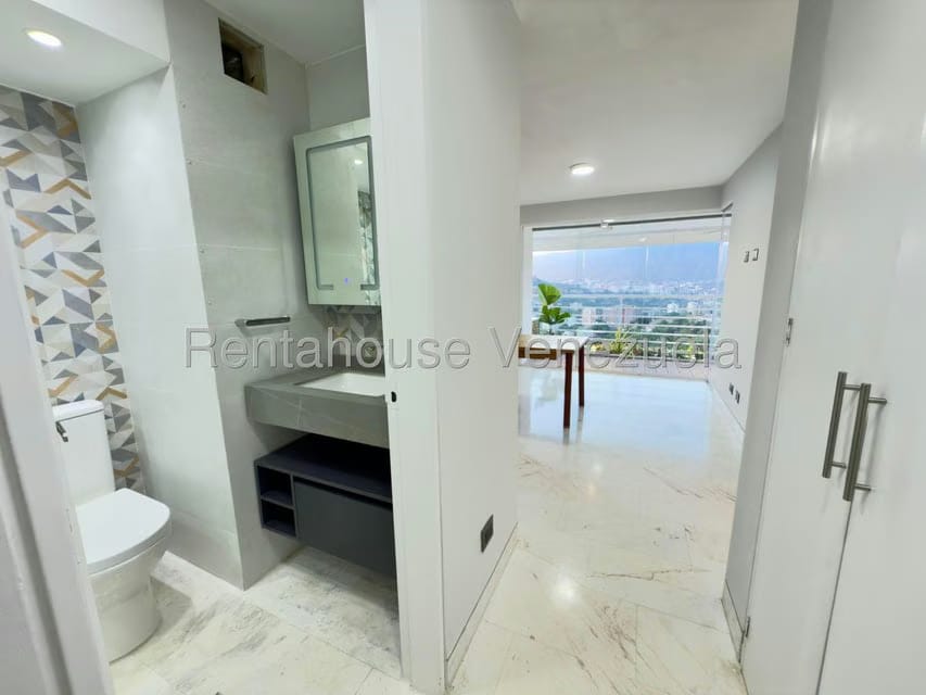 Apartamento (1 Nivel) en Venta en Los Samanes, Distrito Metropolitano - 17
