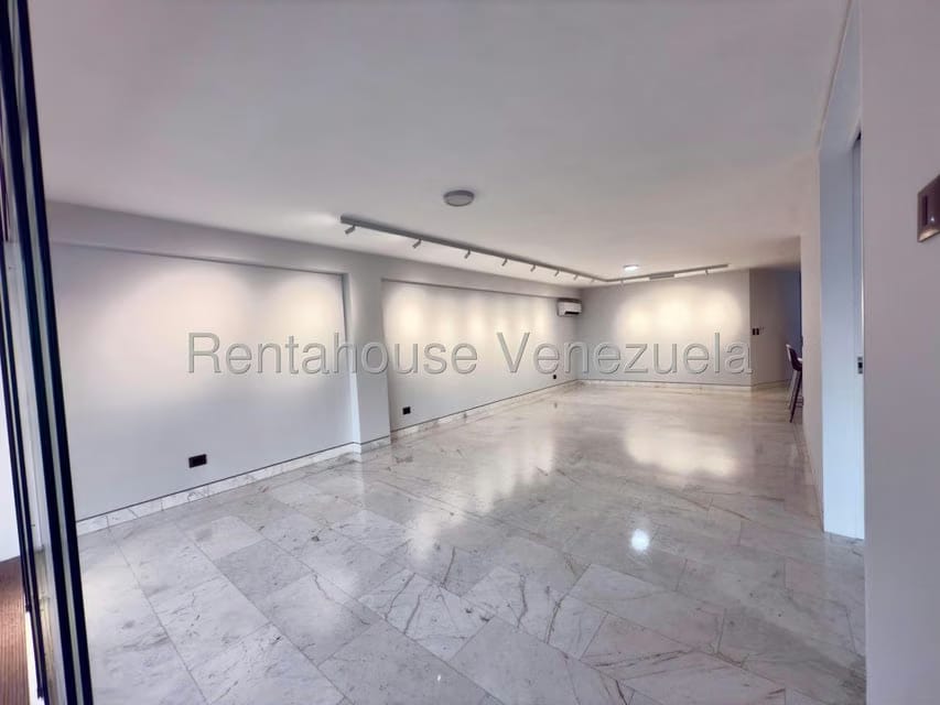 Apartamento (1 Nivel) en Venta en Los Samanes, Distrito Metropolitano - 18