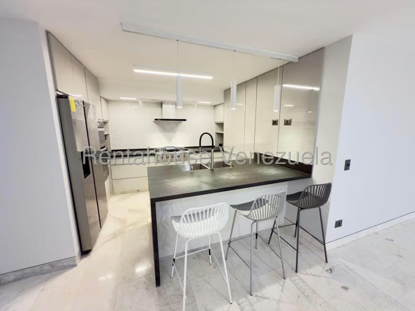 Apartamento (1 Nivel) en Venta en Los Samanes, Distrito Metropolitano - 19