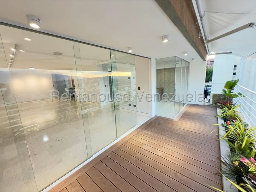 Apartamento (1 Nivel) en Venta en Los Samanes, Distrito Metropolitano - 4