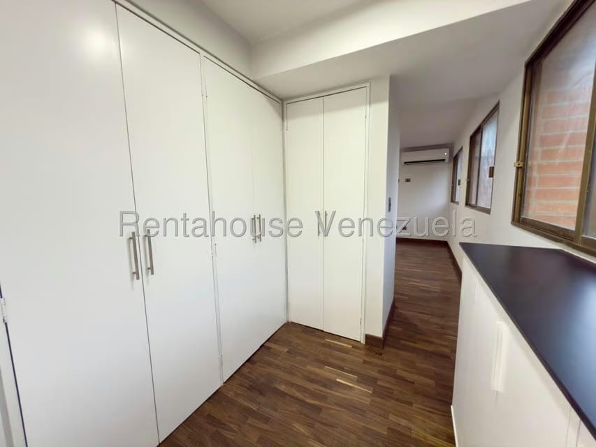 Apartamento (1 Nivel) en Venta en Los Samanes, Distrito Metropolitano - 37