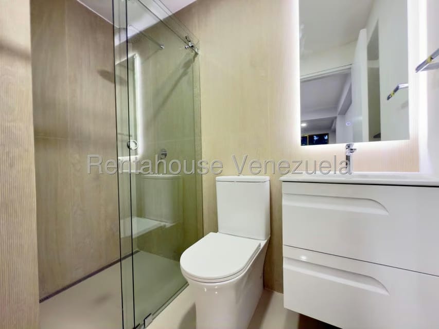 Apartamento (1 Nivel) en Venta en Los Samanes, Distrito Metropolitano - 42