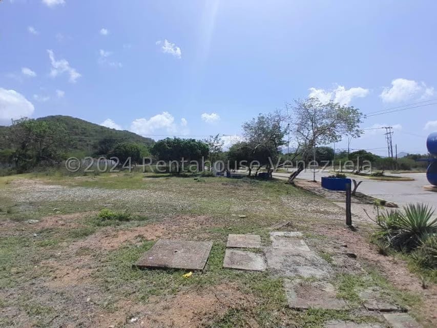 Terreno (Residencial) en Venta en Altagracia, Nueva Esparta - 2