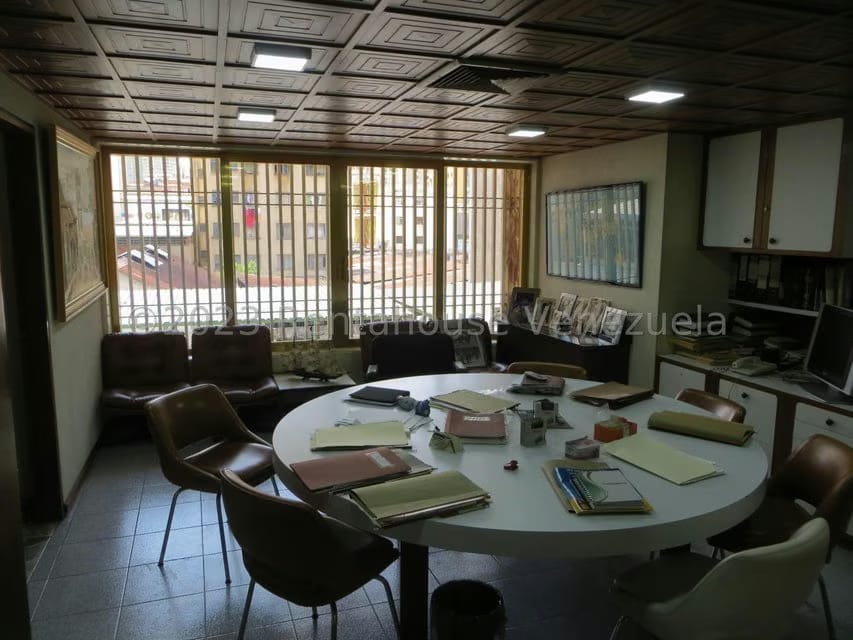 Comercial (Oficina) en Venta en Parroquia La Candelaria, Distrito Metropolitano - 4