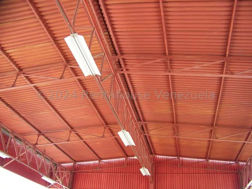Comercial (Galpon - Deposito) en Alquiler en El Ingenio, Miranda - 12