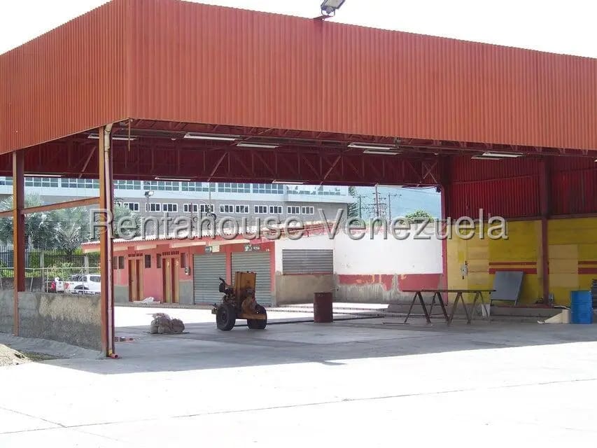 Comercial (Galpon - Deposito) en Alquiler en El Ingenio, Miranda - 16