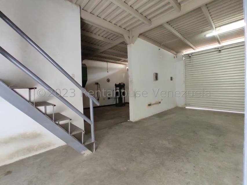 Comercial (Local Comercial) en Venta en El Limon, Aragua - 3