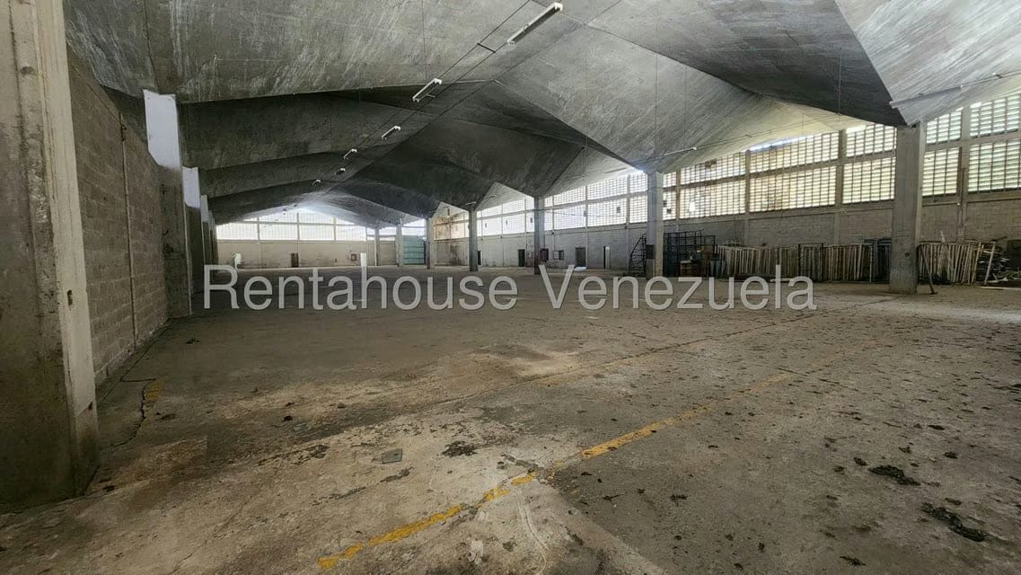 Comercial (Galpon - Deposito) en Venta en Alvarenga, Miranda - 13