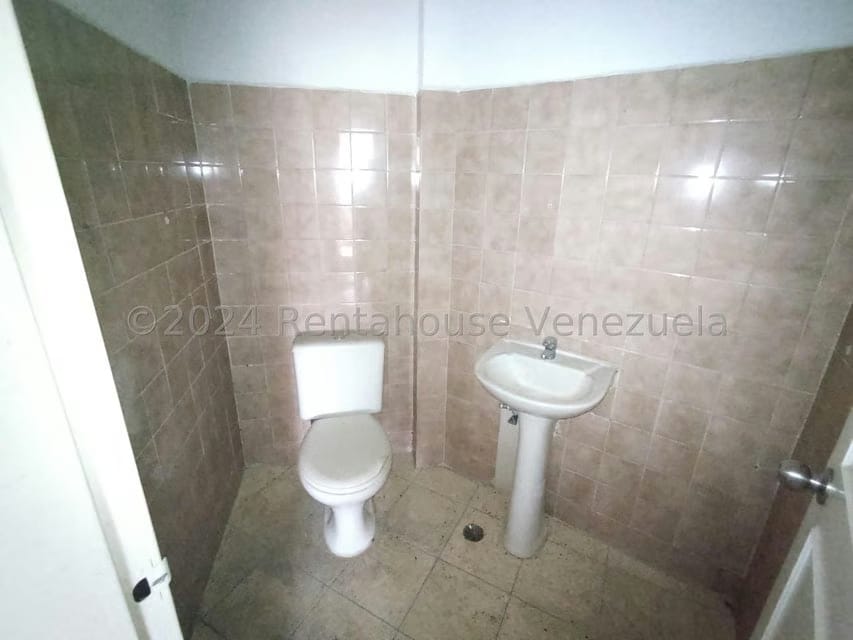 Comercial (Local Comercial) en Venta en Zona Centro, Aragua - 12
