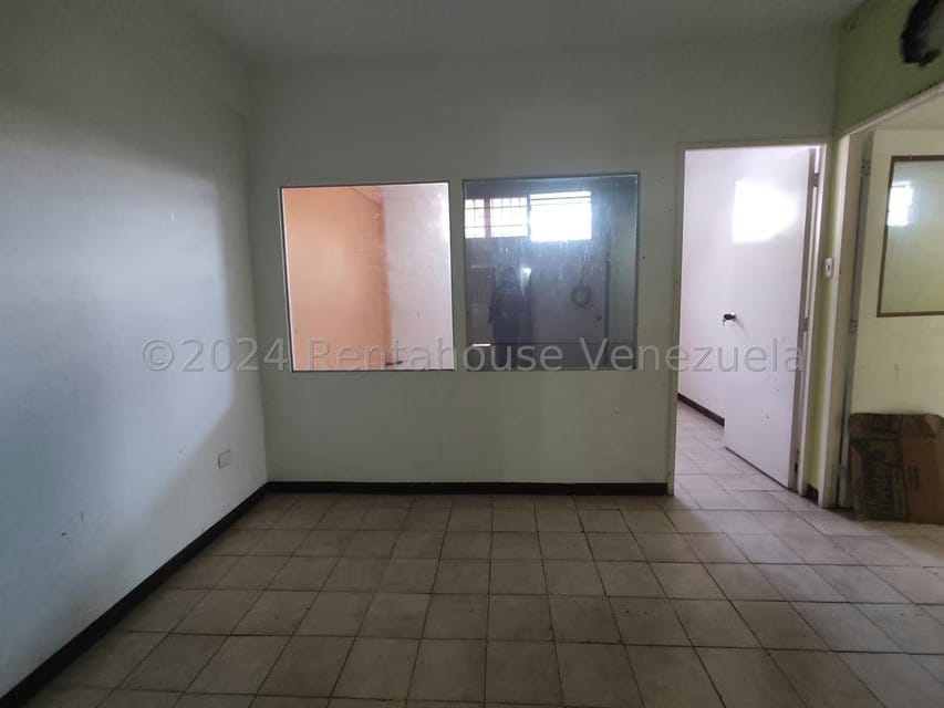 Comercial (Local Comercial) en Venta en Zona Centro, Aragua - 17